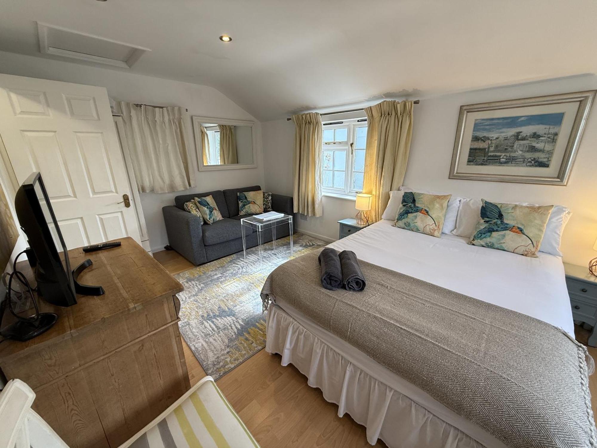 Private Entry Guesthouse Hideaway Hordle Esterno foto