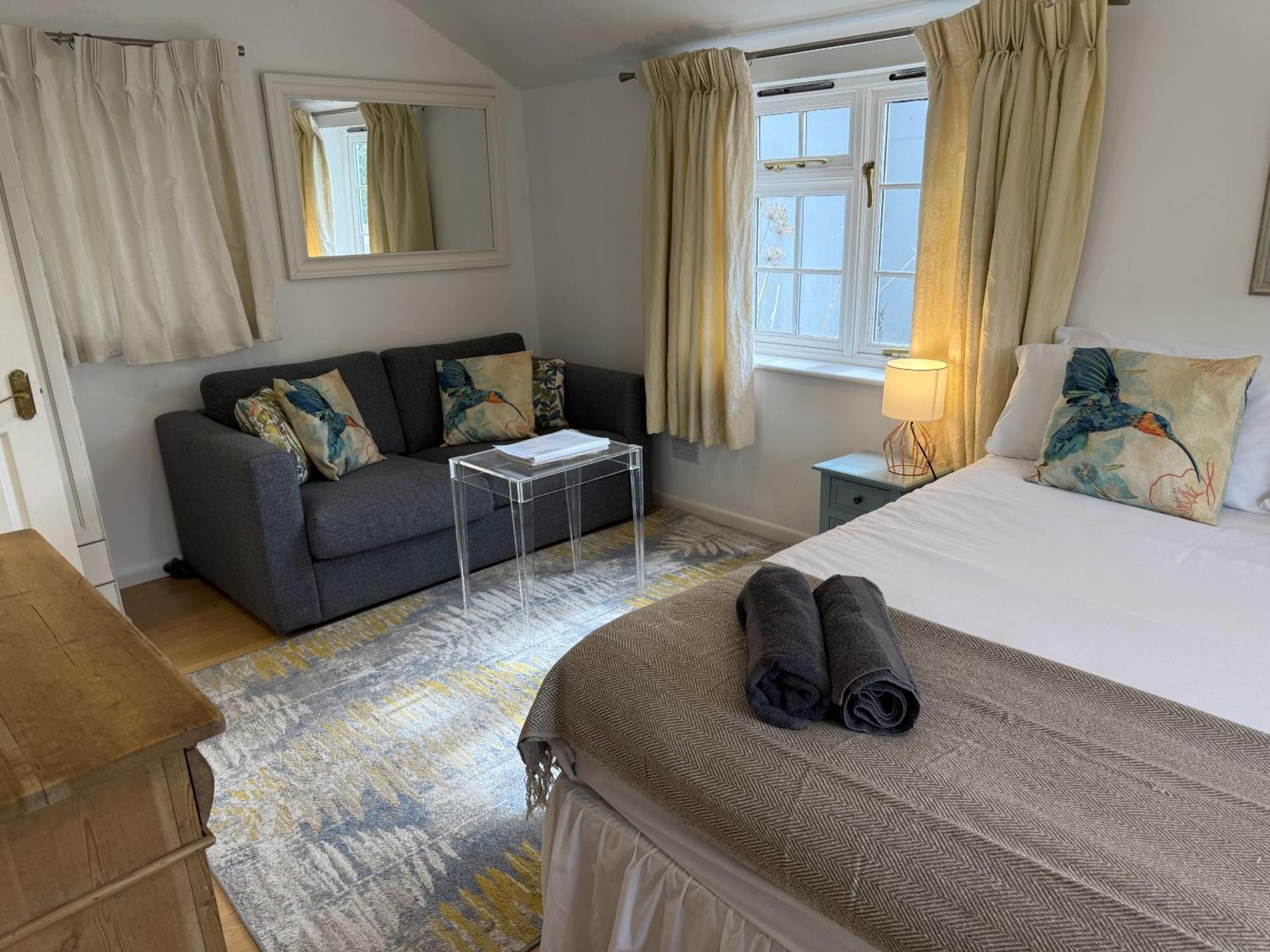 Private Entry Guesthouse Hideaway Hordle Esterno foto